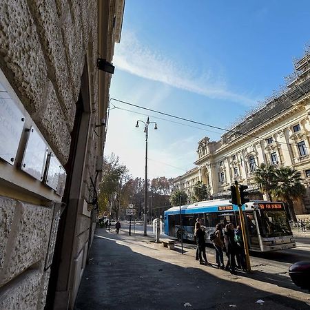 Hôtel Domus Clara à Rome Extérieur photo