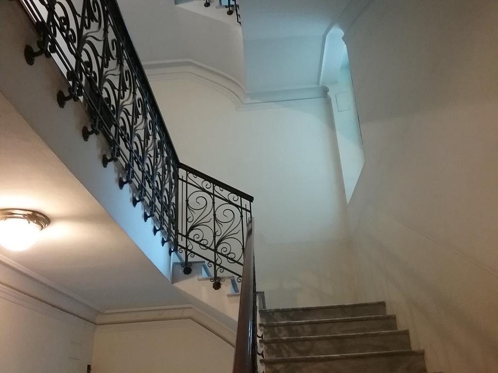 Hôtel Domus Clara à Rome Extérieur photo