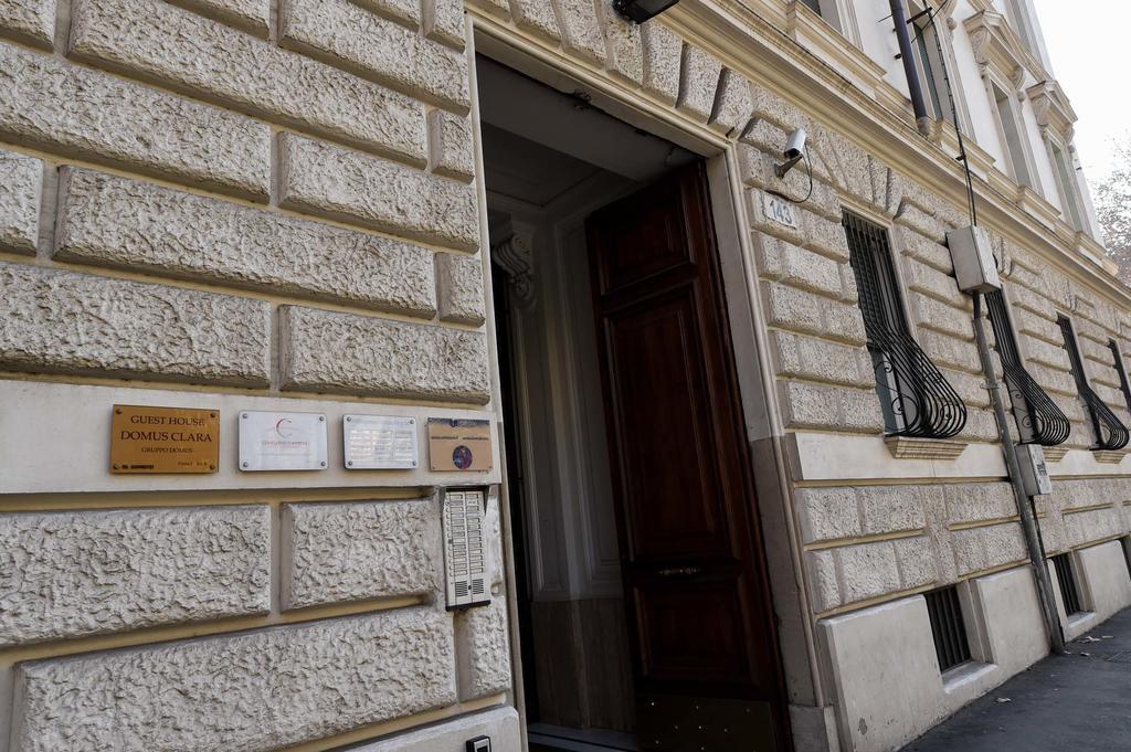 Hôtel Domus Clara à Rome Extérieur photo