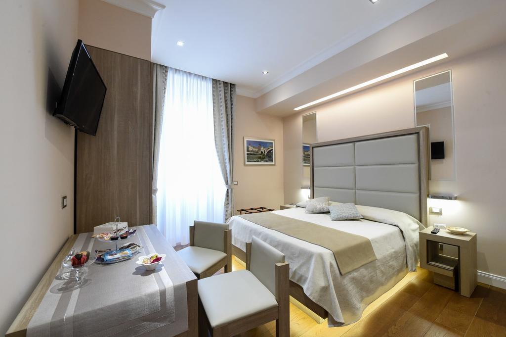 Hôtel Domus Clara à Rome Extérieur photo