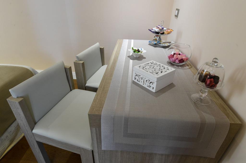 Hôtel Domus Clara à Rome Extérieur photo