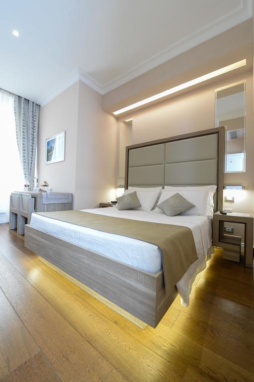 Hôtel Domus Clara à Rome Extérieur photo