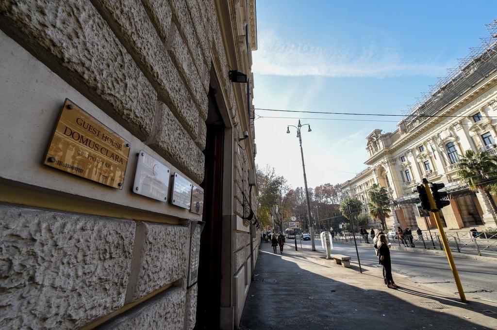 Hôtel Domus Clara à Rome Extérieur photo