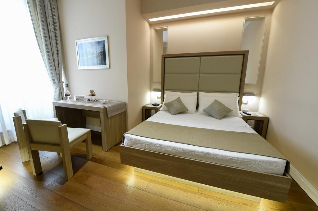 Hôtel Domus Clara à Rome Extérieur photo